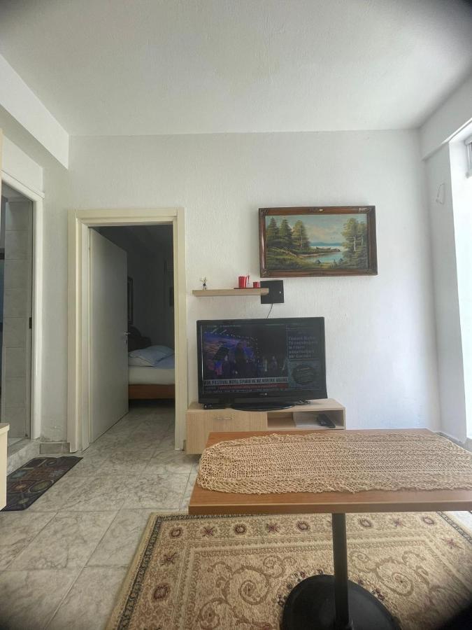 Apartament ติรานา ภายนอก รูปภาพ